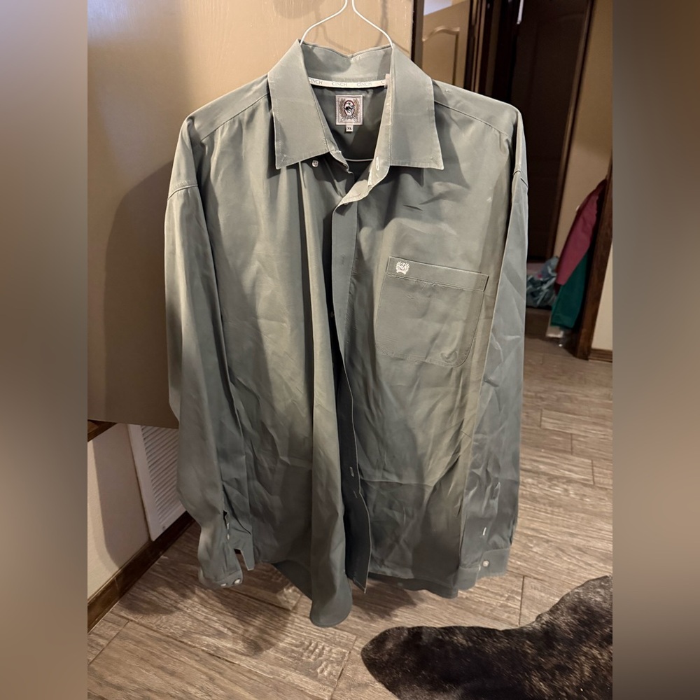Grey men’s long sleeve button down size XL